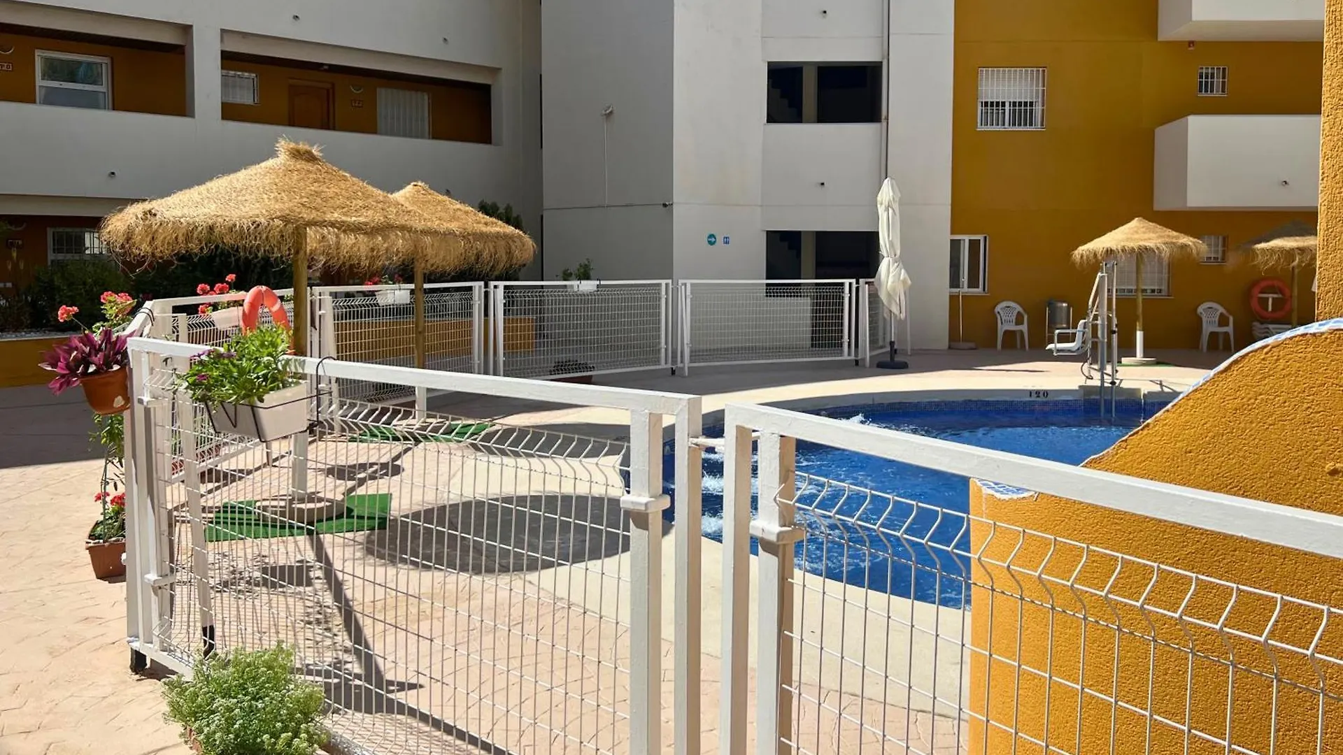 דירות רוקאוטס דה מר Horizon Plaza Colon 7