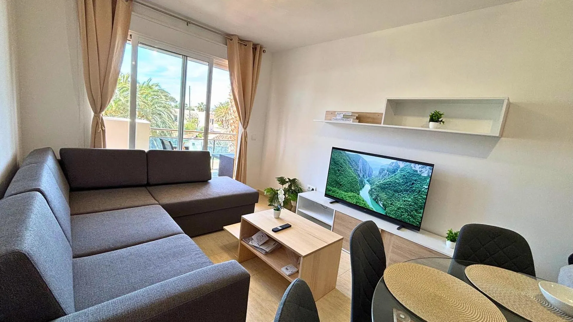 דירות רוקאוטס דה מר Horizon Plaza Colon 7 0*,