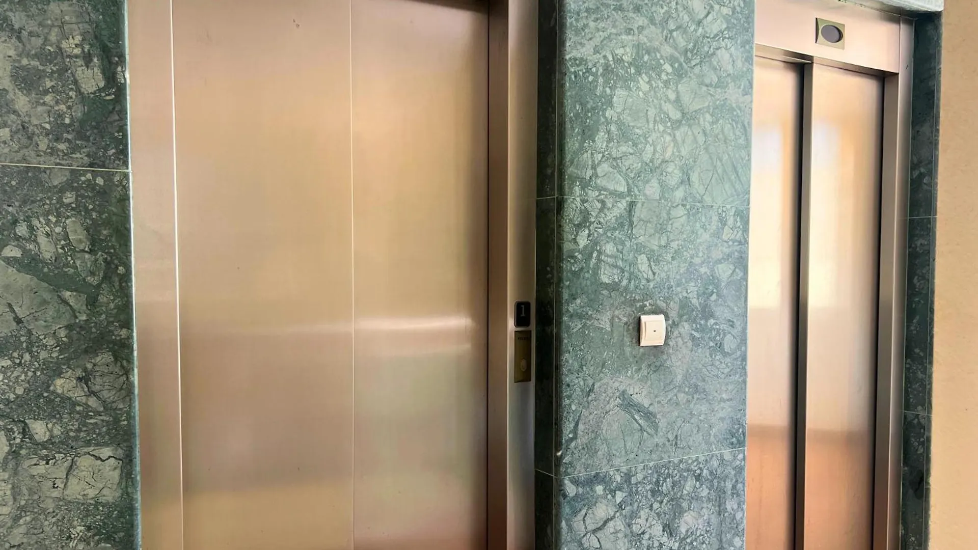 דירות רוקאוטס דה מר Horizon Plaza Colon 7 0*,